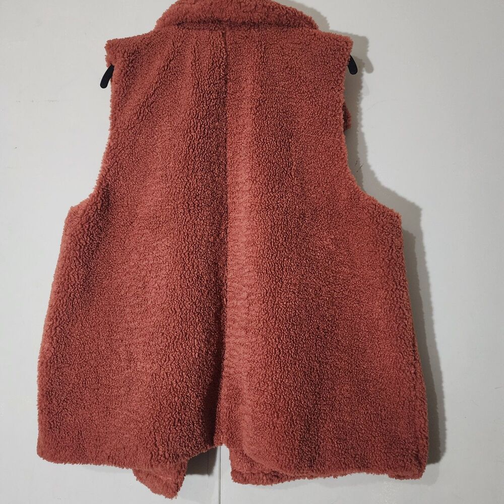 Maurices Fall Orange Rust Sleeveless Soft Fuzzy Sherpa Vest Size 1X - Picture 5 of 12